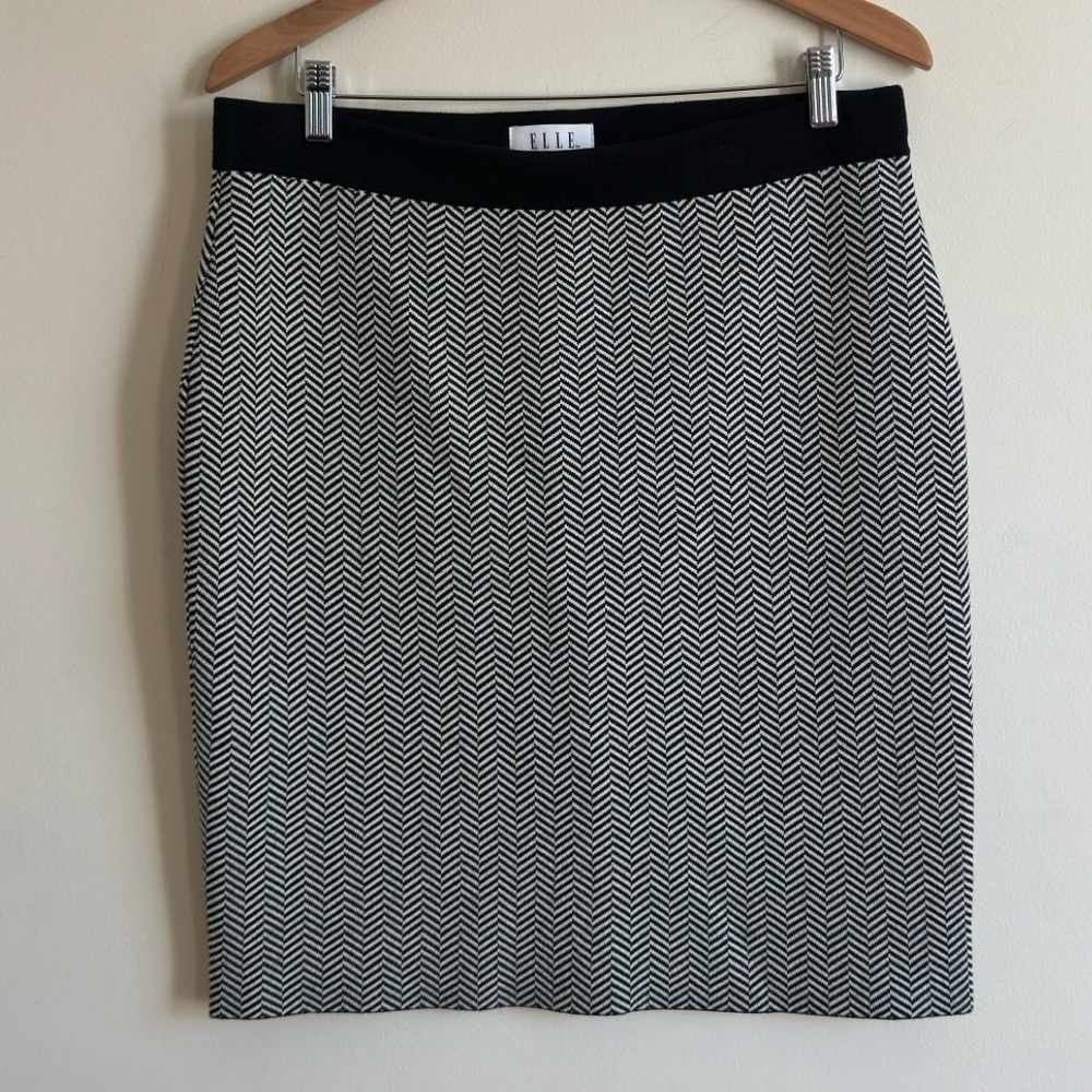 ELLE Herringbone Stretchy Warm Thick stripes Knit pencil skirt Sz Large